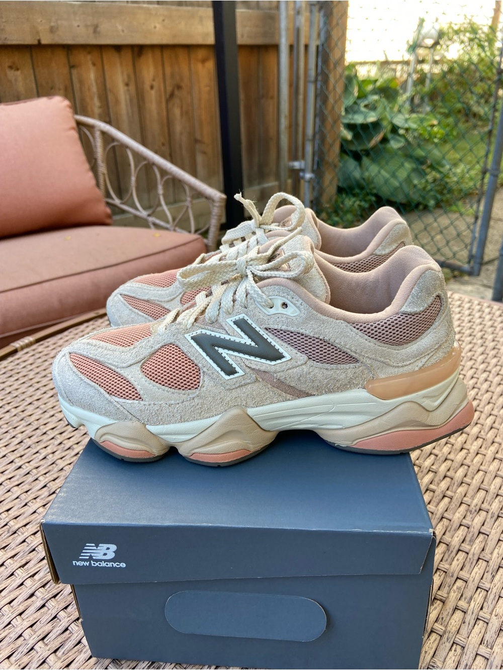 New Balance Kids 9060 Size 5Y